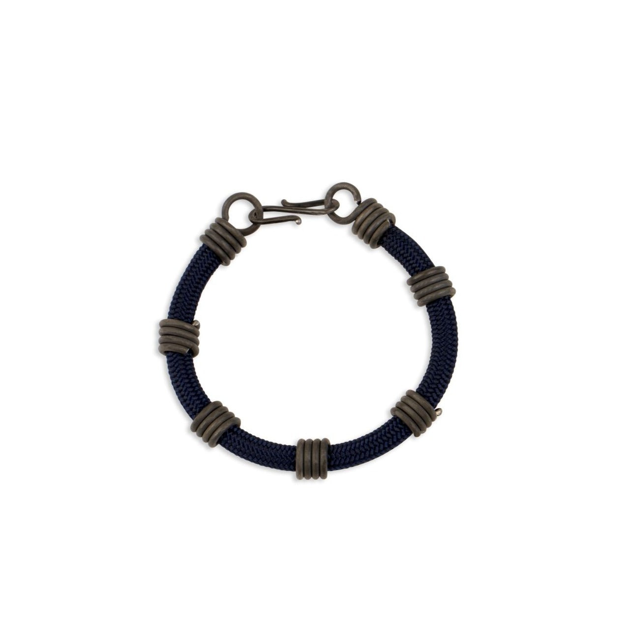 Unisex Snare Bracelet in Paracord