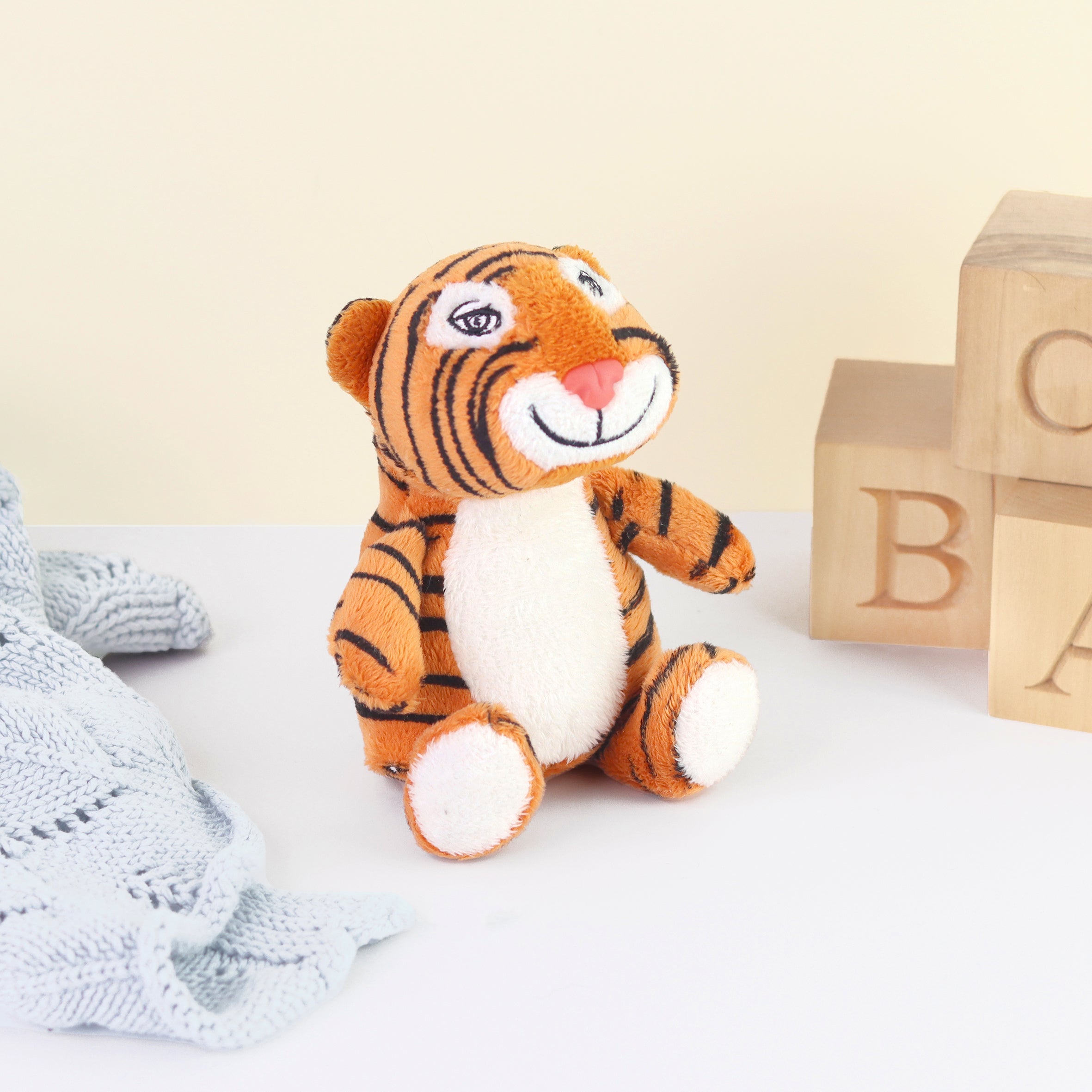 The Tiger Who Came To Tea - Toy, Book & Pin Bundle